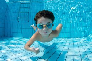 swimming-with-pump